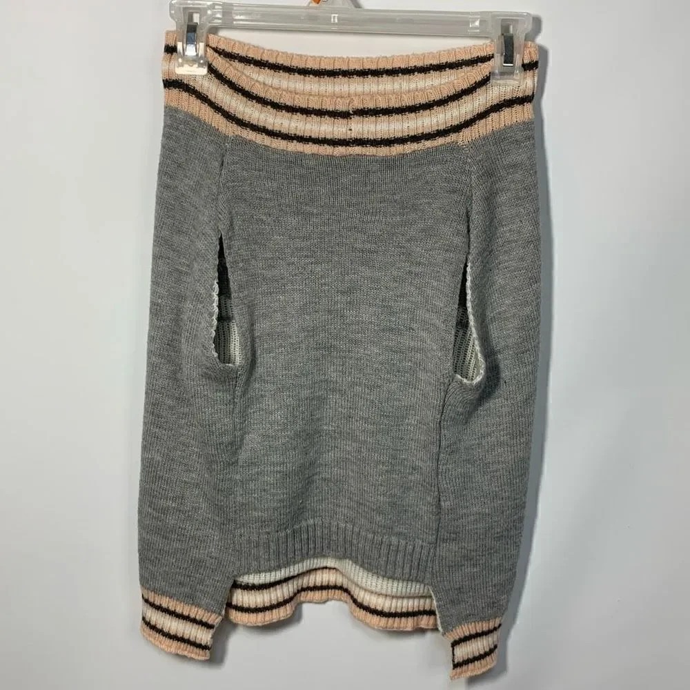 Vibrant life, “boss lady” knit dog sweater, size large ￼